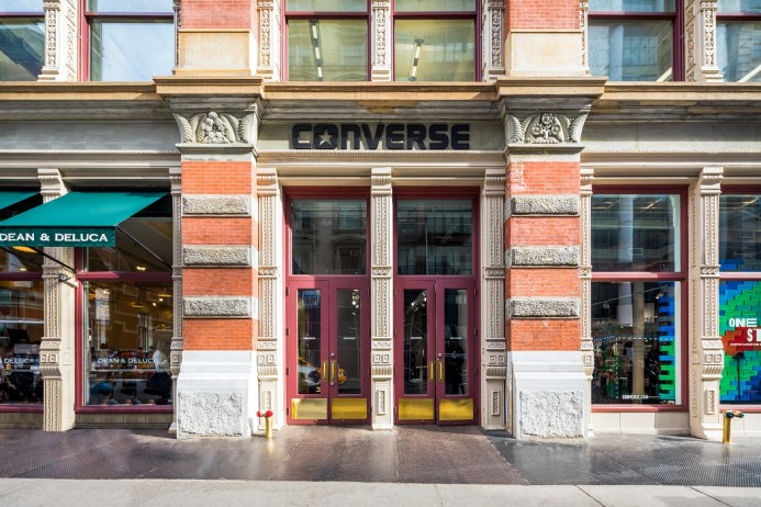 Converse flagship store 560 broadway outlet new york ny 10012